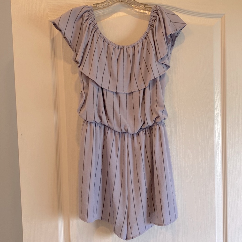 Off or on the shoulder jumper. Fully lined.